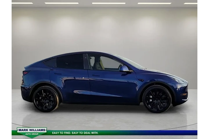 $32764 : Tesla Model Y 2023 AWD Long image 9