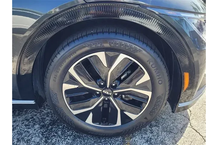 $20990 : Kia EV6 2022 Wind 4dr Crosso image 3