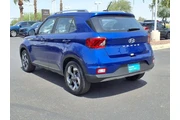 $20999 : Hyundai VENUE 2025 SEL 4dr C thumbnail
