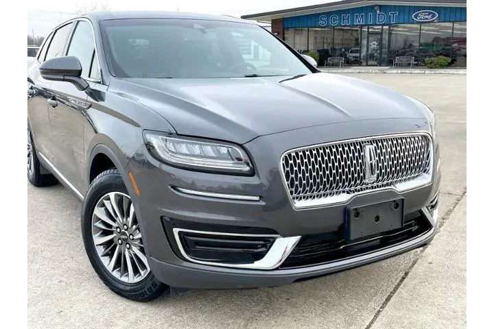 $19998 : Lincoln Nautilus 2020 4dr St image 8