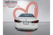 $25128 : Nissan Altima 2025 AWD 2.5 S thumbnail