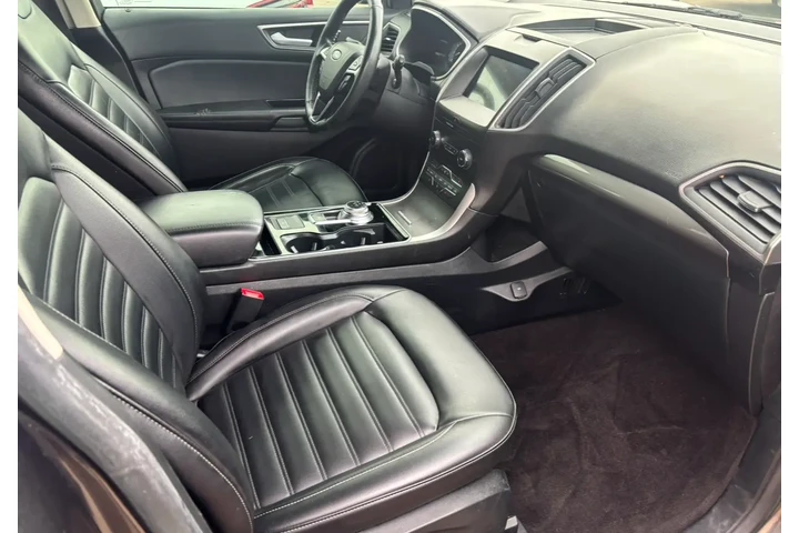$800 : 2020 Ford Edge image 4