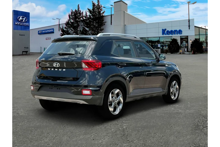 $22195 : Hyundai VENUE 2025 SEL 4dr C image 7