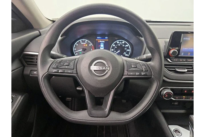 $18998 : Nissan Altima 2023 2.5 S 4dr image 10