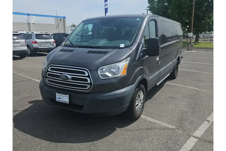 $18000 : Ford Transit 2017 350 XLT 3d image 1