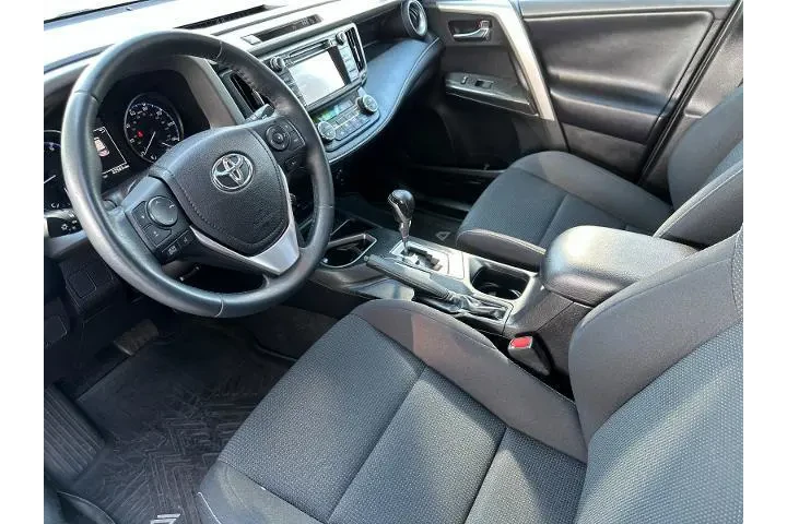 $24985 : Toyota RAV4 2018 XLE 4dr SUV image 9