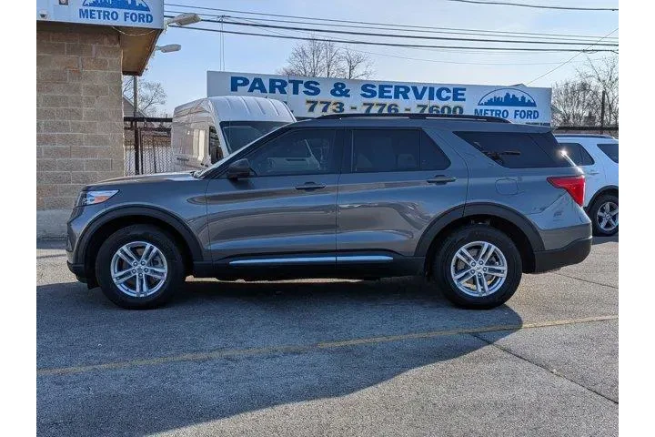 $32998 : Ford Explorer 2023 AWD XLT 4 image 7