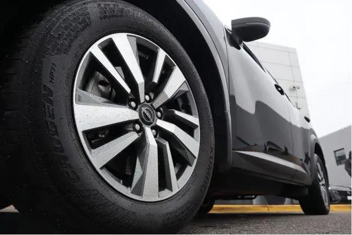 $36788 : Nissan Pathfinder 2025 AWD S image 9