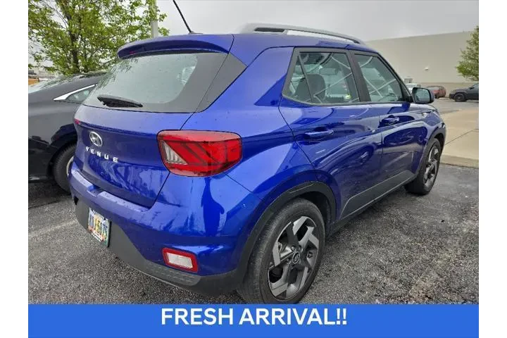 $19164 : Hyundai VENUE 2023 Limited 4 image 4