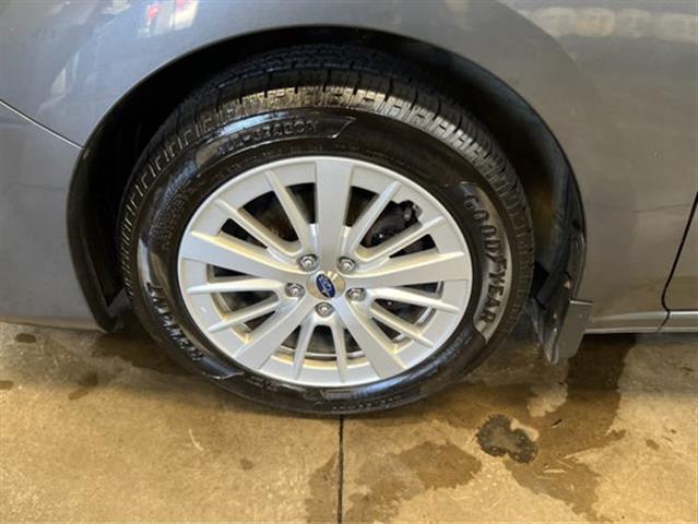 $17500 : 2018 Impreza Premium image 9