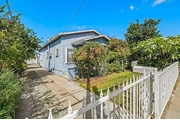 $1880 : CASA DE RENT en Maywood, CA thumbnail