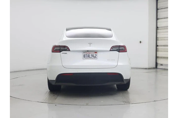 $29998 : Tesla Model Y 2021 AWD Long image 2