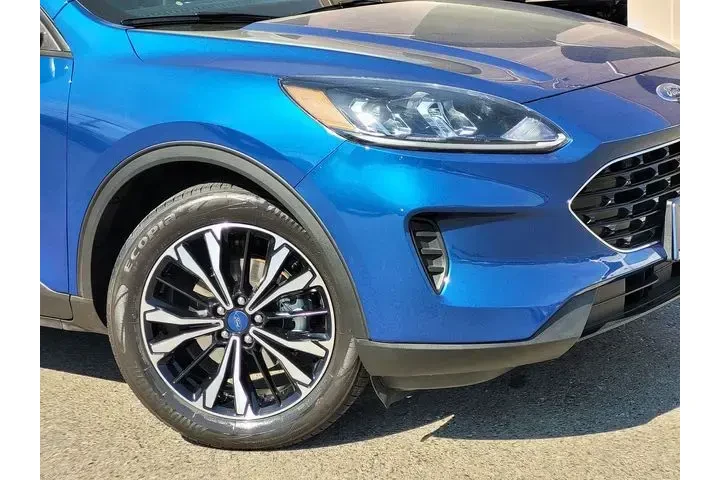 $19597 : Ford Escape 2022 SE 4dr SUV image 6