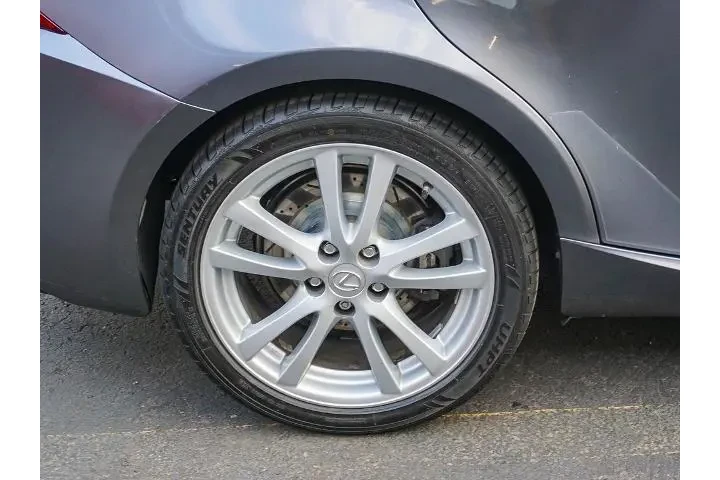 $13492 : Lexus IS 200t 2016 4dr Sedan image 10