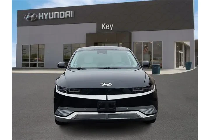 $22495 : Hyundai IONIQ 5 2022 AWD Lim image 7