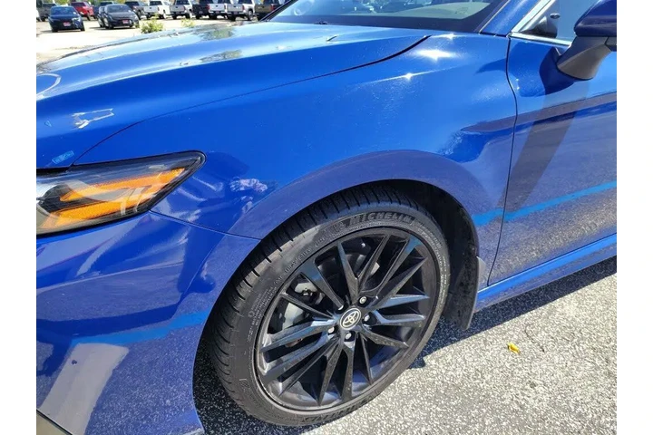 $28798 : Toyota Camry Hybrid 2023 XSE image 1