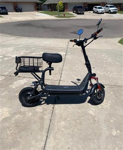 $800 : Electric  new Scooter for sale image 1