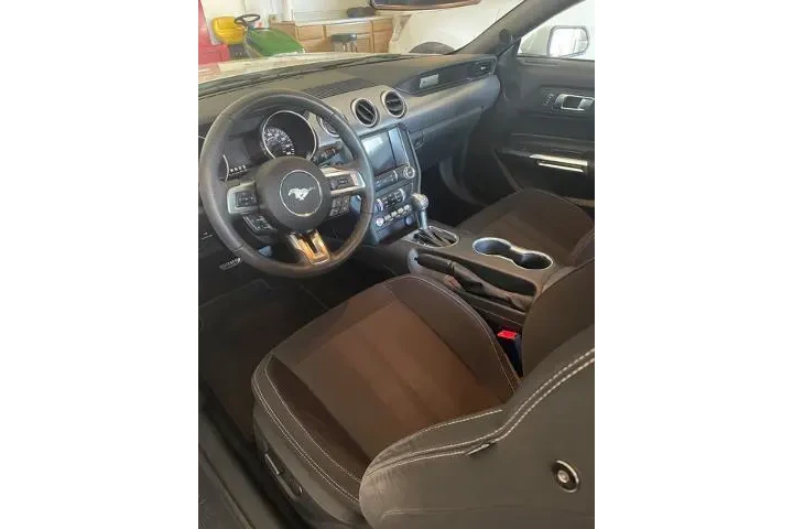 $22399 : Ford Mustang 2019 EcoBoost 2 image 6