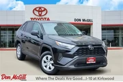 Toyota RAV4 2024 AWD LE 4dr