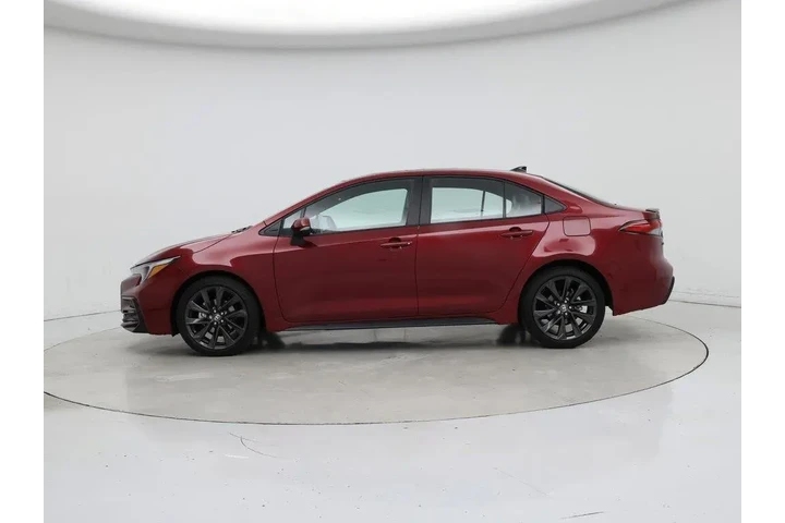 $28998 : Toyota Corolla 2026 XSE 4dr image 3