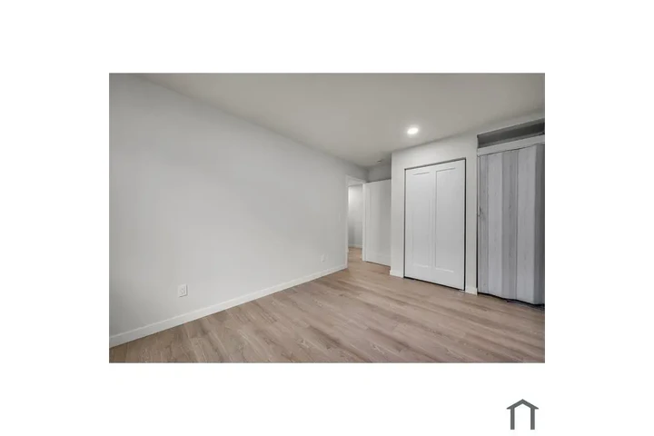 $2400 : Renta departamentos South LA image 2