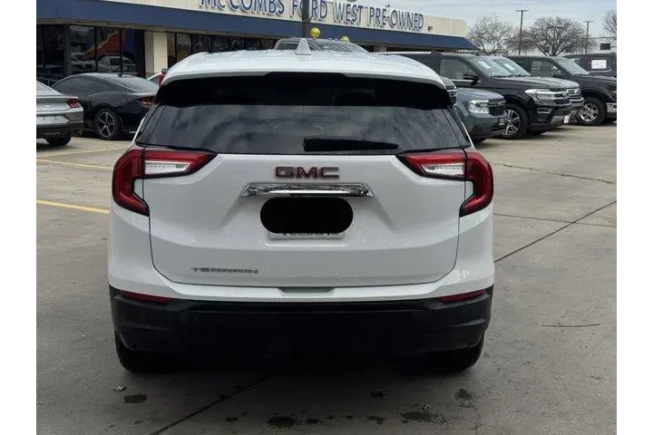 $19713 : GMC Terrain 2024 SLE 4dr SUV image 8