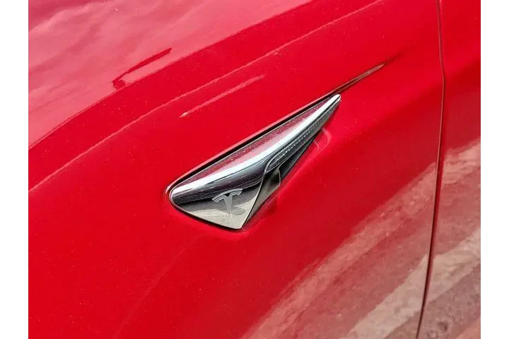 $13990 : Tesla Model S 2017 60 4dr Li image 4