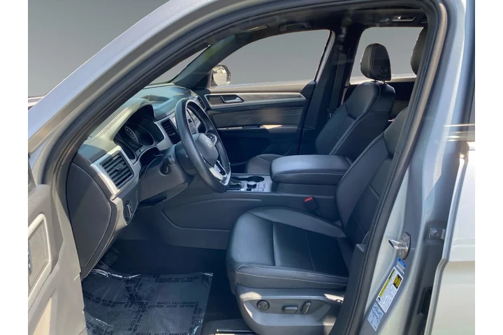 $27970 : Volkswagen Atlas Cross Sport image 9