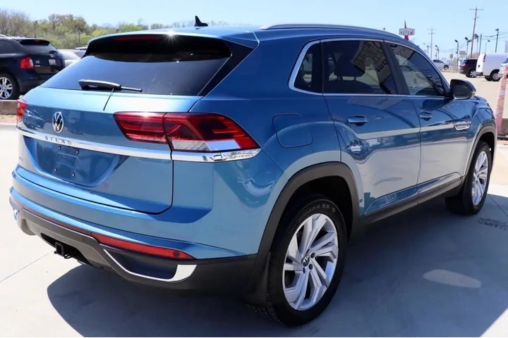 2020 Atlas Cross Sport image 4