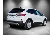 $19335 : Ford Escape 2021 SE 4dr SUV thumbnail