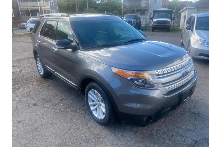 2014 Explorer image 2