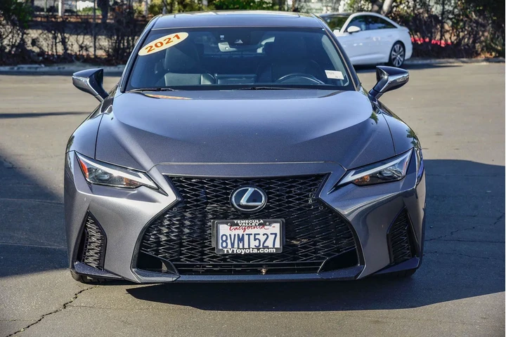 $32945 : Lexus IS 350 2021 F SPORT 4d image 2