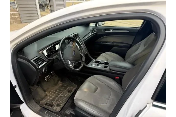 $10900 : Ford Fusion 2017 AWD V6 Spor image 5