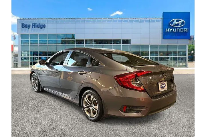 $16988 : Honda Civic 2018 LX 4dr Seda image 4