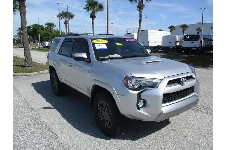 $35995 : Toyota 4Runner 2019 4x4 SR5 image 1