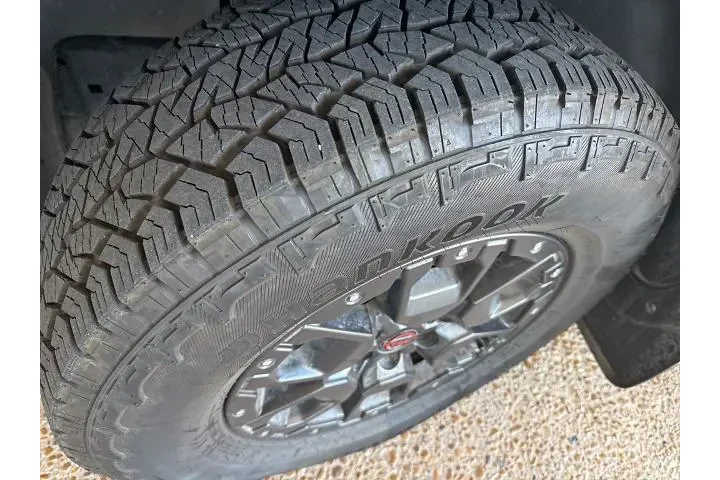 $27575 : Nissan Frontier 2023 4x2 PRO image 5