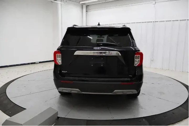 $22104 : Ford Explorer 2021 XLT 4dr S image 5
