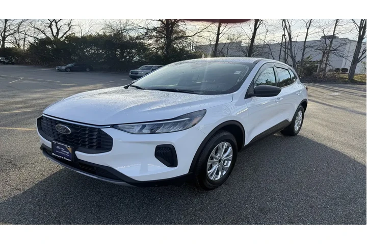 $26985 : Ford Escape 2025 AWD Active image 2