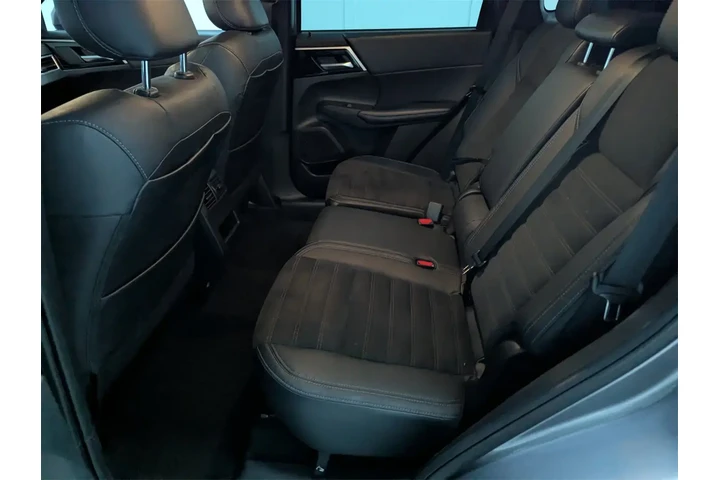 $26997 : Mitsubishi Outlander 2023 AW image 9