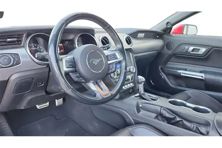 $24826 : Ford Mustang 2023 EcoBoost 2 image 9