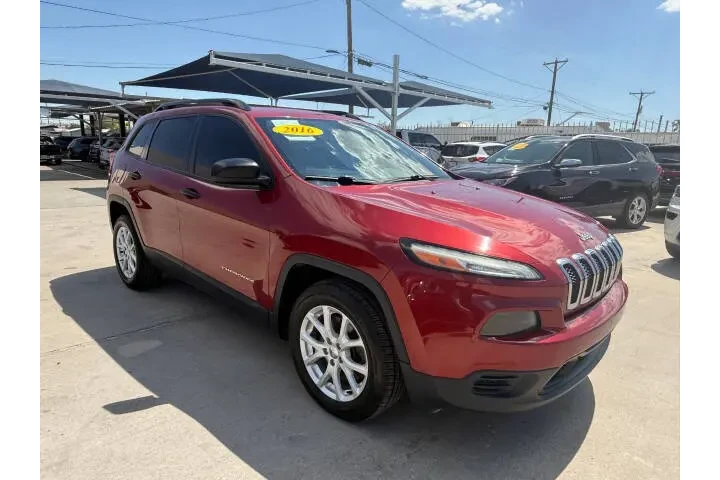 $8300 : 2016 Cherokee image 3