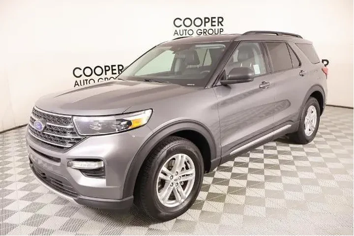 $27527 : Ford Explorer 2023 XLT 4dr S image 10