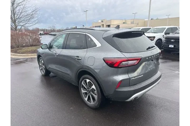 $25000 : Ford Escape Hybrid 2024 AWD image 4