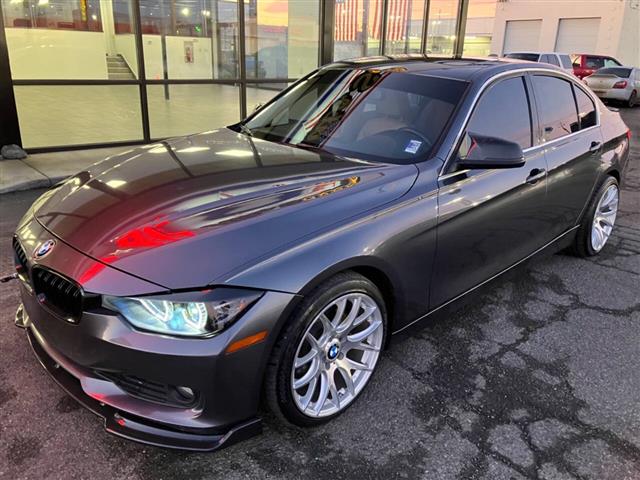 $7999 : 2012 BMW 3 Series image 1