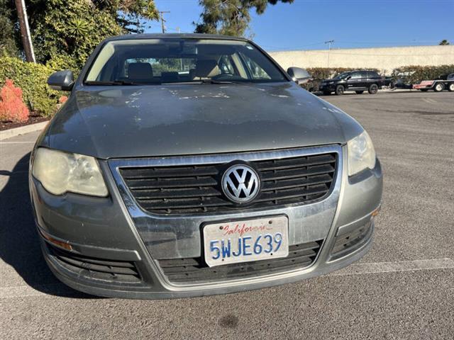 $2800 : 2006 Passat 2.0T image 2