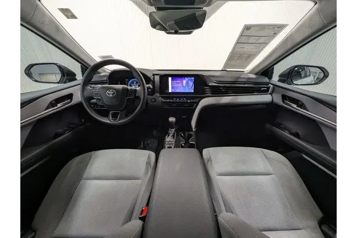 $27939 : Toyota Camry 2025 LE 4dr Sed image 2