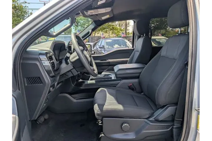 $39995 : Ford F-150 2025 4x2 STX 4dr image 9