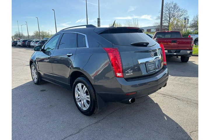 $3980 : 2010 SRX FWD 4dr Base image 4