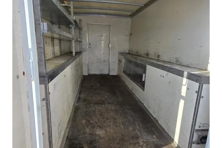 $10967 : Chevrolet Express 2016 3500 image 4