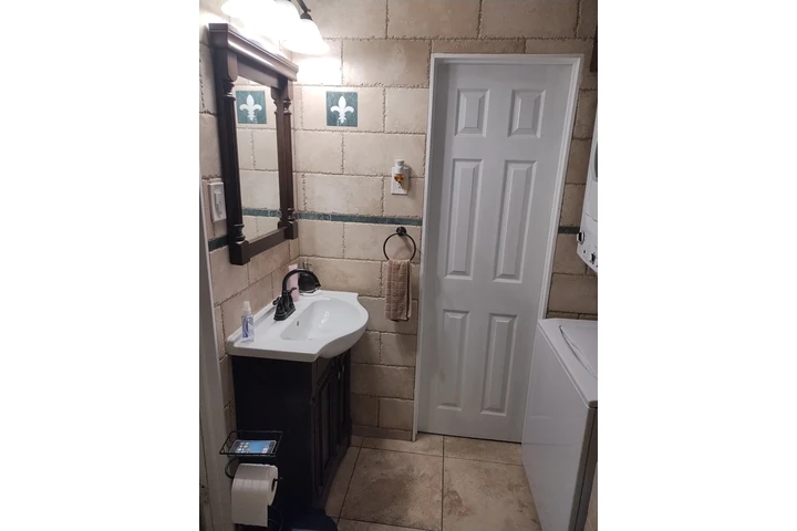 $600 : HABITACIÓN CENTRICA PARA DAMA image 5